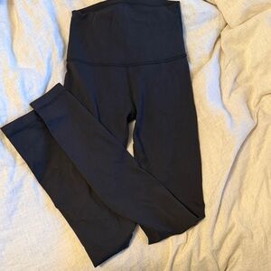 Women’s black Lululemon leggings